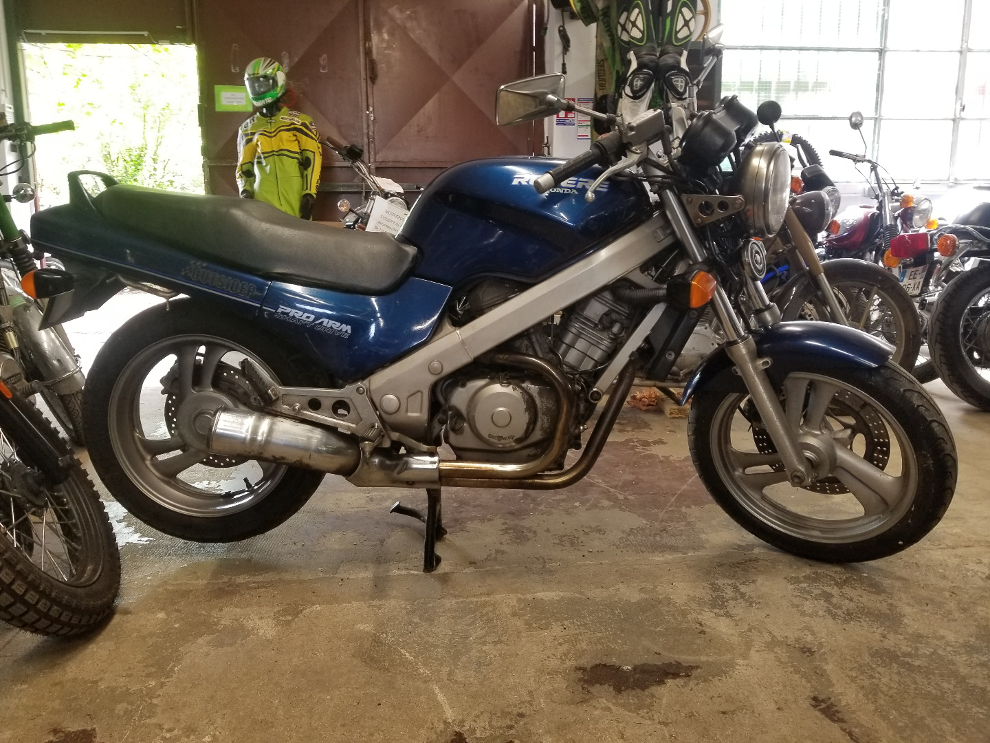 Moto depot Motos d’occasion collection honda, REVERE NTV 650 HONDA